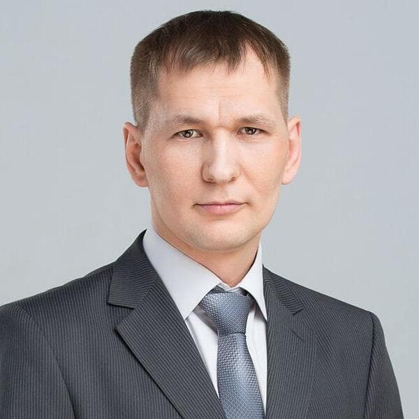 Михаил Хохолков